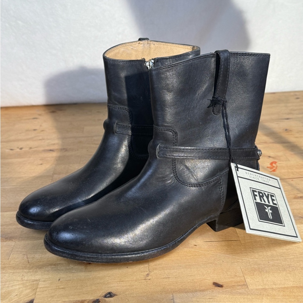 Frye Lindsay Plate Short Boots Frye Black Leather Boots Women’s 8.5